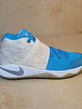 Nike Kyrie 2 Christmas Blue Snowflakes Sneakers